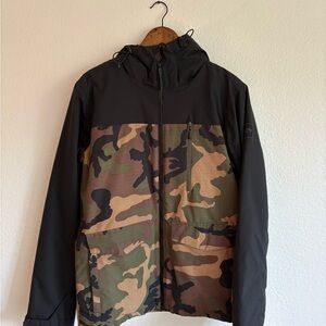 Billabong Snowboard Men's Camouflage Jacket